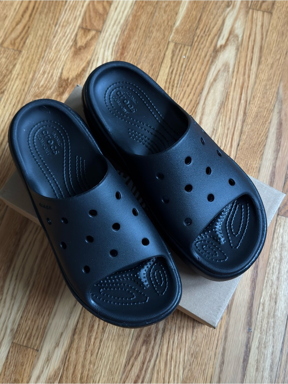 CROCS Platform Slide Sandal - Black - Picture 6 of 7